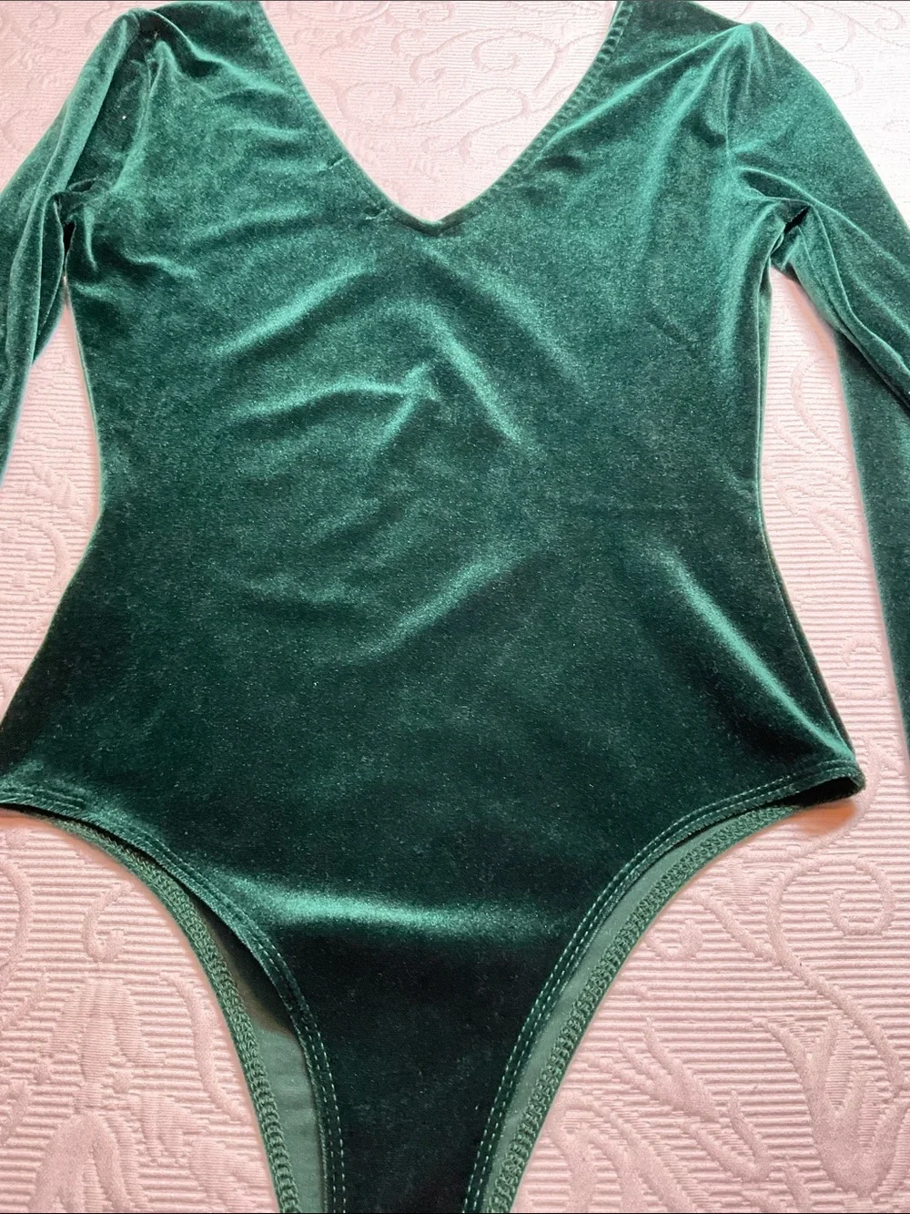 Gianni Bini Emerald Green Velvet Scoop Neck Long Sleeve Bodysuit.XS